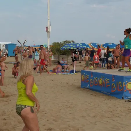 別荘 Ferienhaus Fuer 5 Personen Ca 35 Qm In Bibione, Adriakueste Italien Und Umgebung ビビオーネ